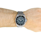 Gucci Dive Analog Black Dial Silver Steel Strap Watch For Men - YA136208 Authentic Buy Shop Now