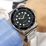 Gucci Dive Analog Black Dial Silver Steel Strap Watch For Men - YA136208 Authentic Buy Shop Now