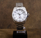 Gucci Dive Quartz White Dial Silver Steel Strap Watch for Men - YA136302 Authentic Buy Shop Now