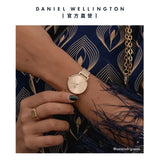 Daniel Wellington Petite Rose Gold Dial Rose Gold Mesh Bracelet Watch For Women - DW00100471 Authentic Buy Shop Now