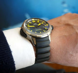 IWC Aquatimer Automatic 2000 Black Dial Black Rubber Strap Watch for Men - IW358001 Authentic Buy Shop Now